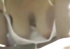 آماتور Busty درو در حال مکیدن خروس مانس فرکانس شبکه فیلم سوپر قدیمی است